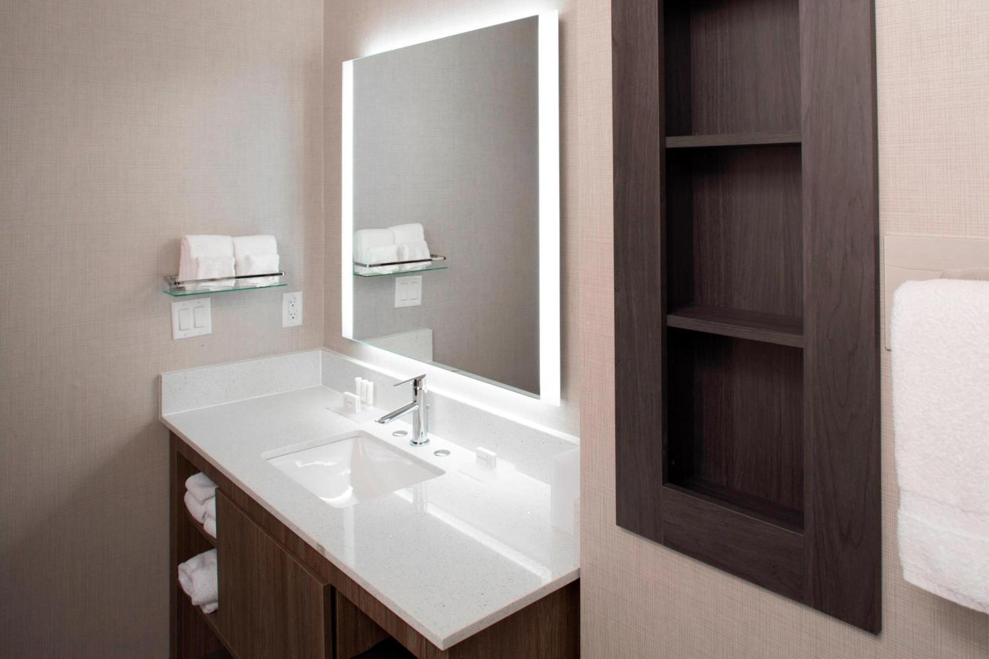 Residence Inn By Marriott Tulsa Downtown Ngoại thất bức ảnh